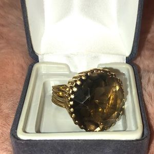 10 kt yellow gold / Smoky topaz ring